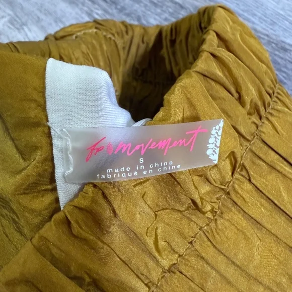 Free People FP Movement Size small shorts - Picture 3 of 4